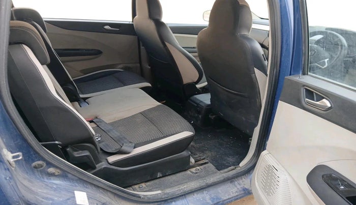 2020 Renault TRIBER RXZ, Petrol, Manual, 57,334 km, interior