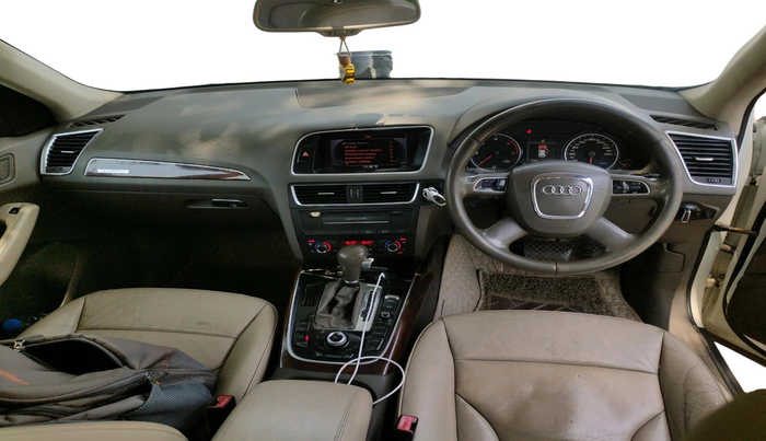 2012 Audi Q5 2.0 TDI QUATTRO, Diesel, Automatic, 1,15,203 km, interior