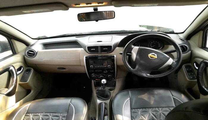 2014 Nissan Terrano XV D THP PREMIUM 110 PS, Diesel, Manual, 96,496 km, interior