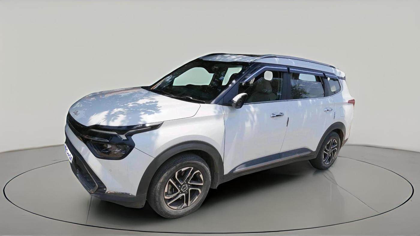 2022 KIA CARENS LUXURY PLUS 1.4 PETROL 7 STR, Petrol, Manual, 32,171 km, exterior