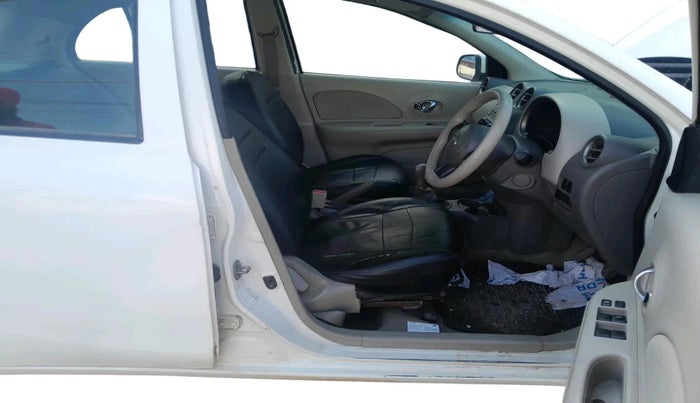 2011 Nissan Micra XV PREMIUM DIESEL, Diesel, Manual, 91,653 km, interior