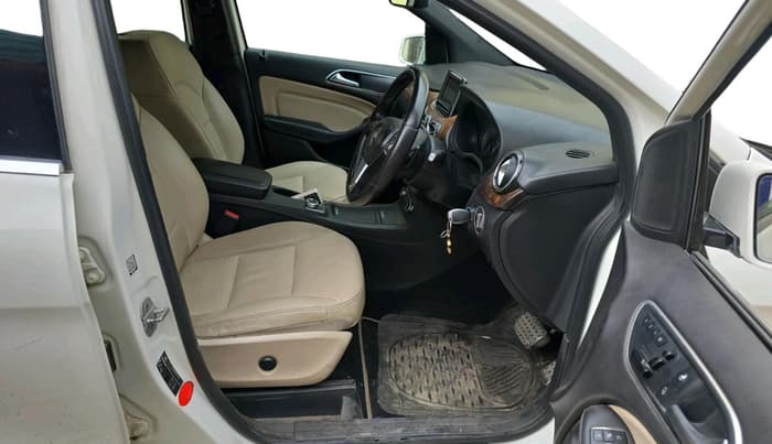 2013 Mercedes Benz B Class B 180 SPORTS PETROL, Petrol, Automatic, 1,20,956 km, interior