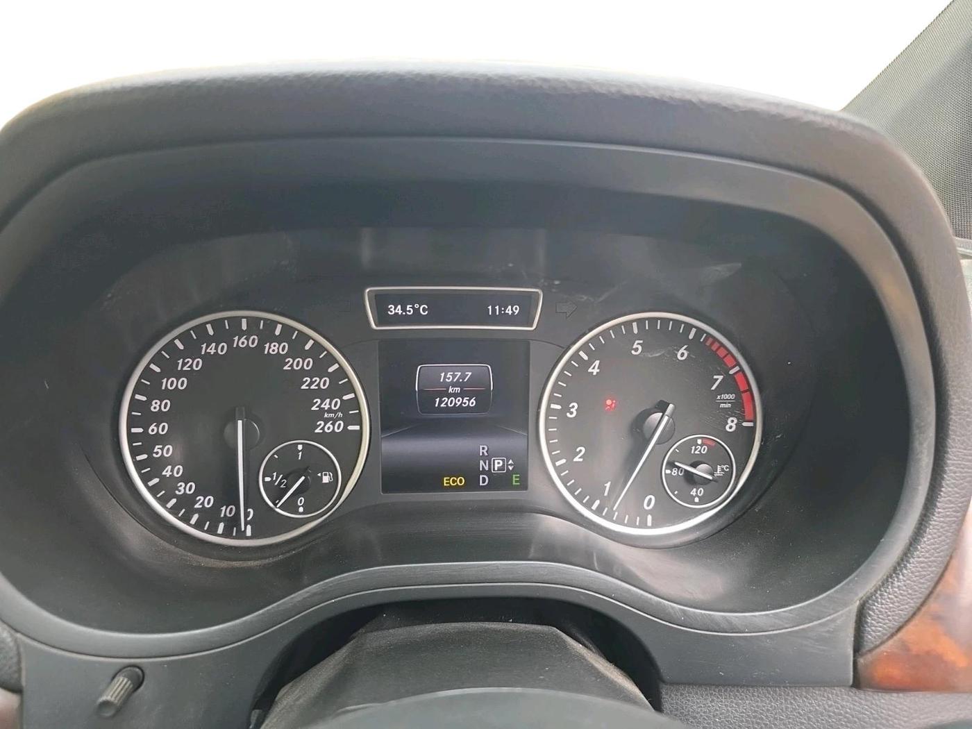 2013 Mercedes Benz B Class 180 Style Petrol, Petrol, Automatic, 1,20,956 km, interior