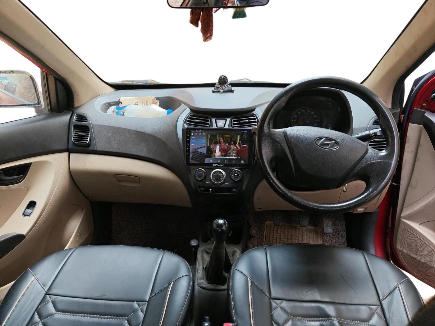 2014 Hyundai Eon ERA +, Petrol, Manual, 72,507 km, interior