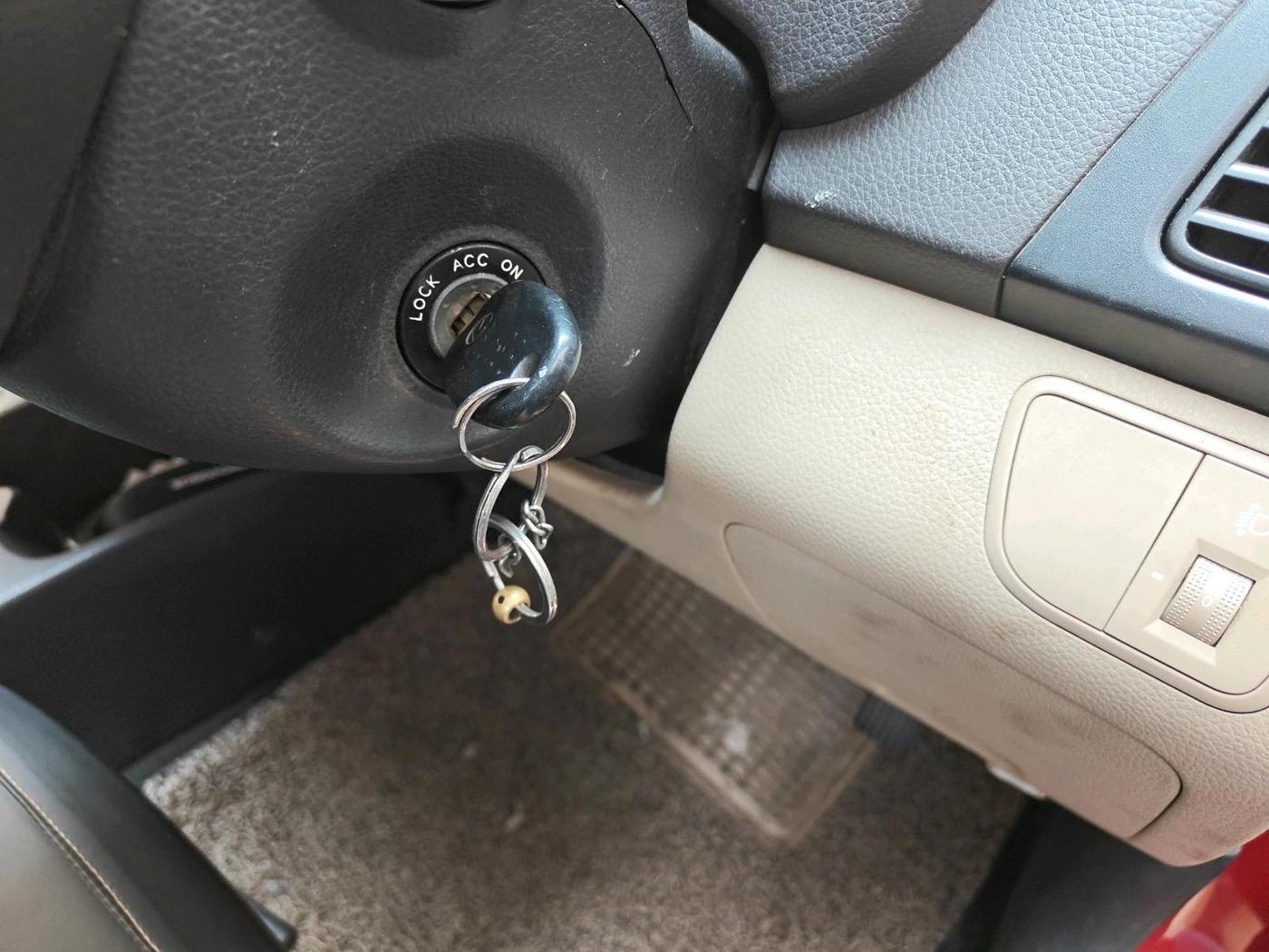 2014 Hyundai Eon ERA +, Petrol, Manual, 72,507 km, interior