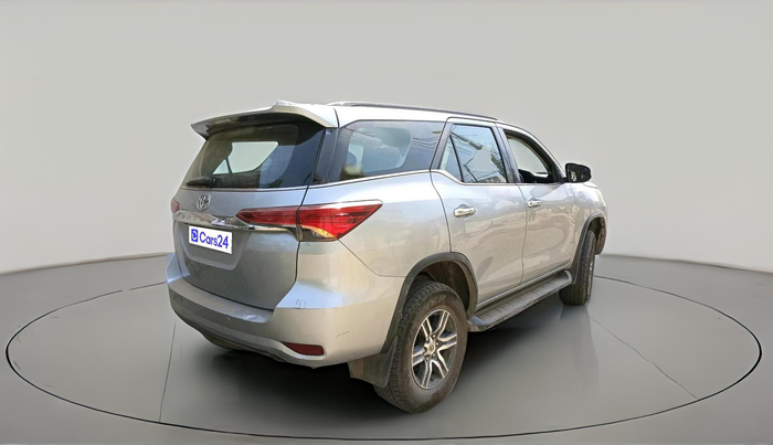 2017 Toyota Fortuner 2.8 4X2 AT, Diesel, Automatic, 2,66,086 km, exterior