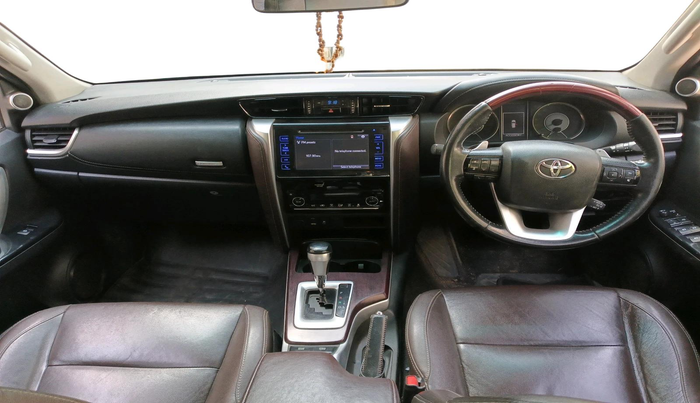 2017 Toyota Fortuner 2.8 4X2 AT, Diesel, Automatic, 2,66,086 km, interior