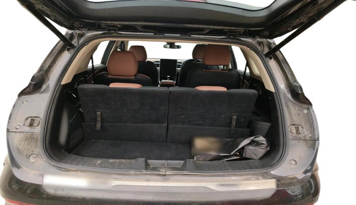 2023 MG HECTOR PLUS SHARP PRO 2.0 TURBO DIESEL 6 STR, Diesel, Manual, 1,27,381 km, exterior