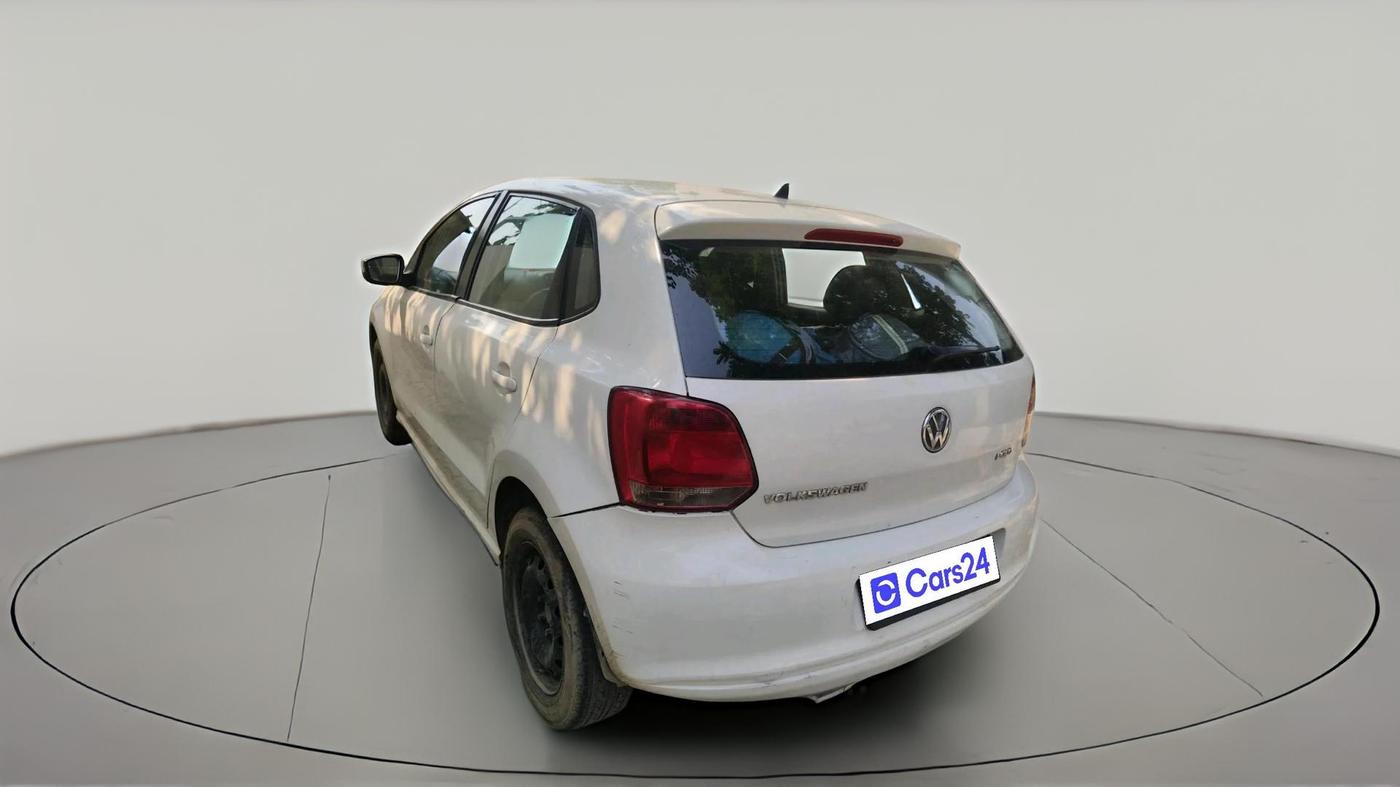 2013 Volkswagen Polo COMFORTLINE 1.2L, Diesel, Manual, 1,03,291 km, exterior