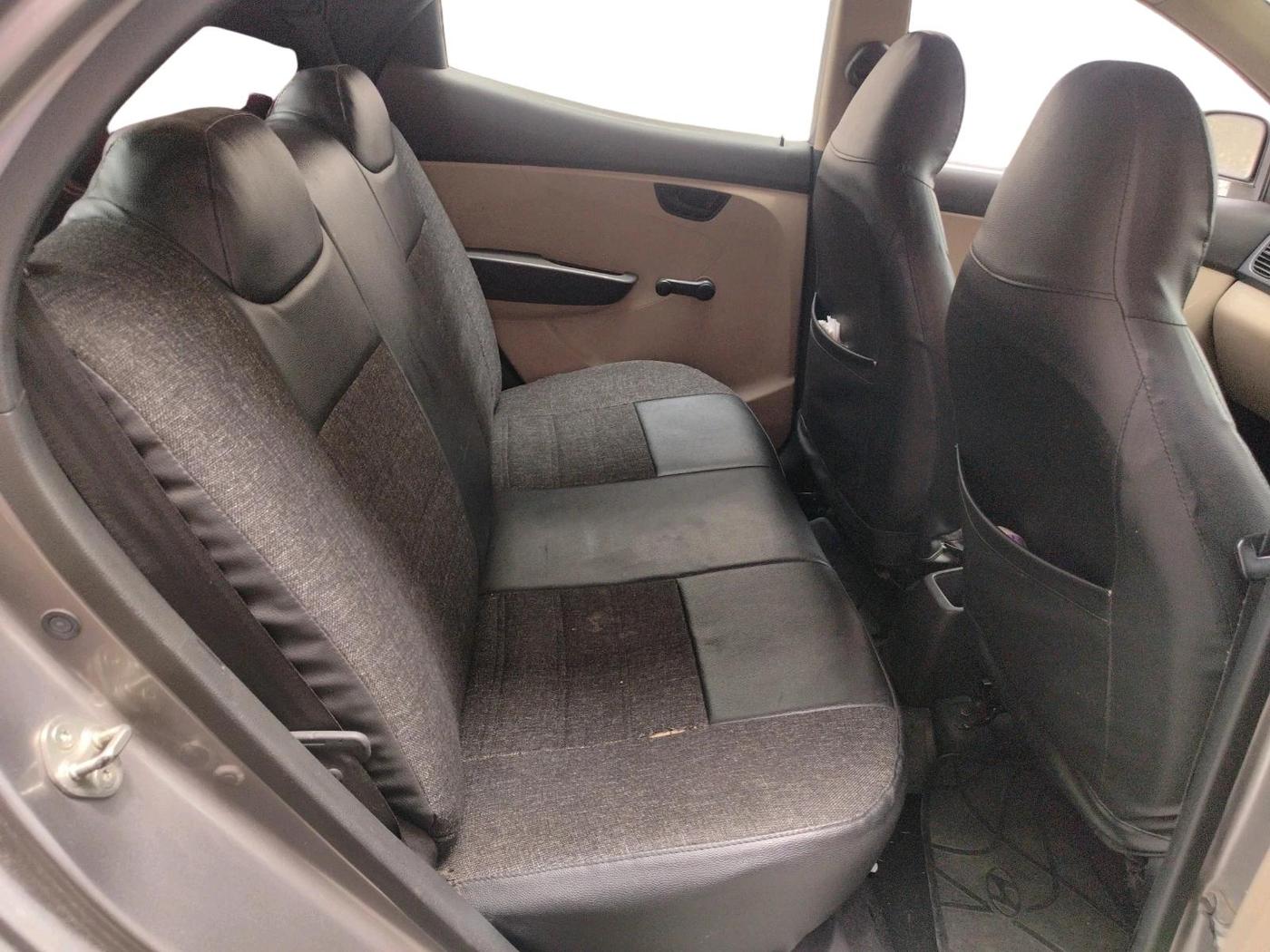 2013 Hyundai Eon MAGNA +, Petrol, Manual, 99,474 km, interior