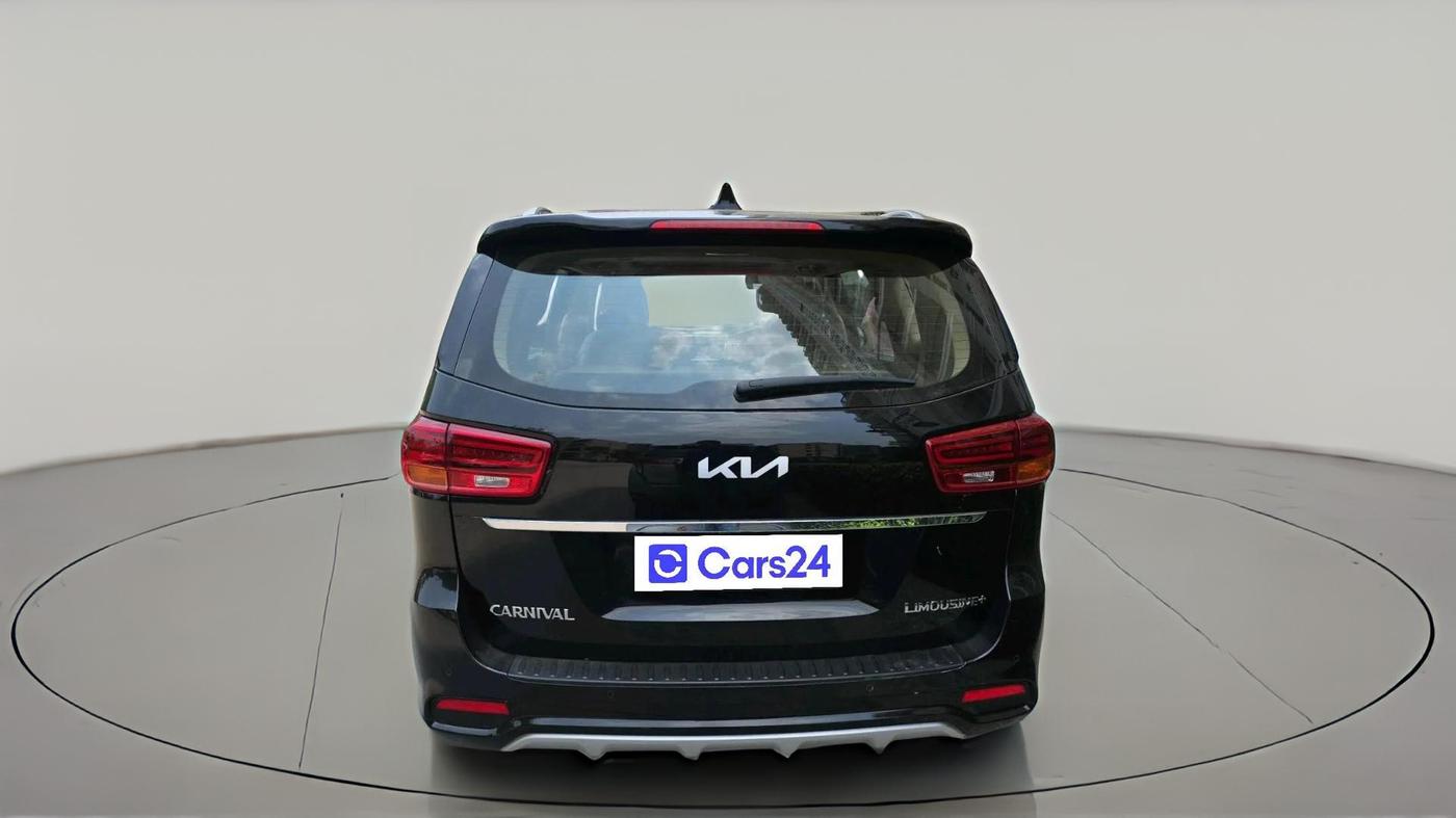 2022 KIA CARNIVAL LIMOUSINE PLUS 2.2 7 STR, Diesel, Automatic, 1,71,745 km, exterior