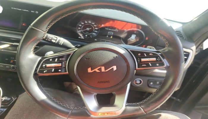 2023 KIA SELTOS  GTX PLUS 1.5 DIESEL AT, Diesel, Automatic, 31,815 km, interior