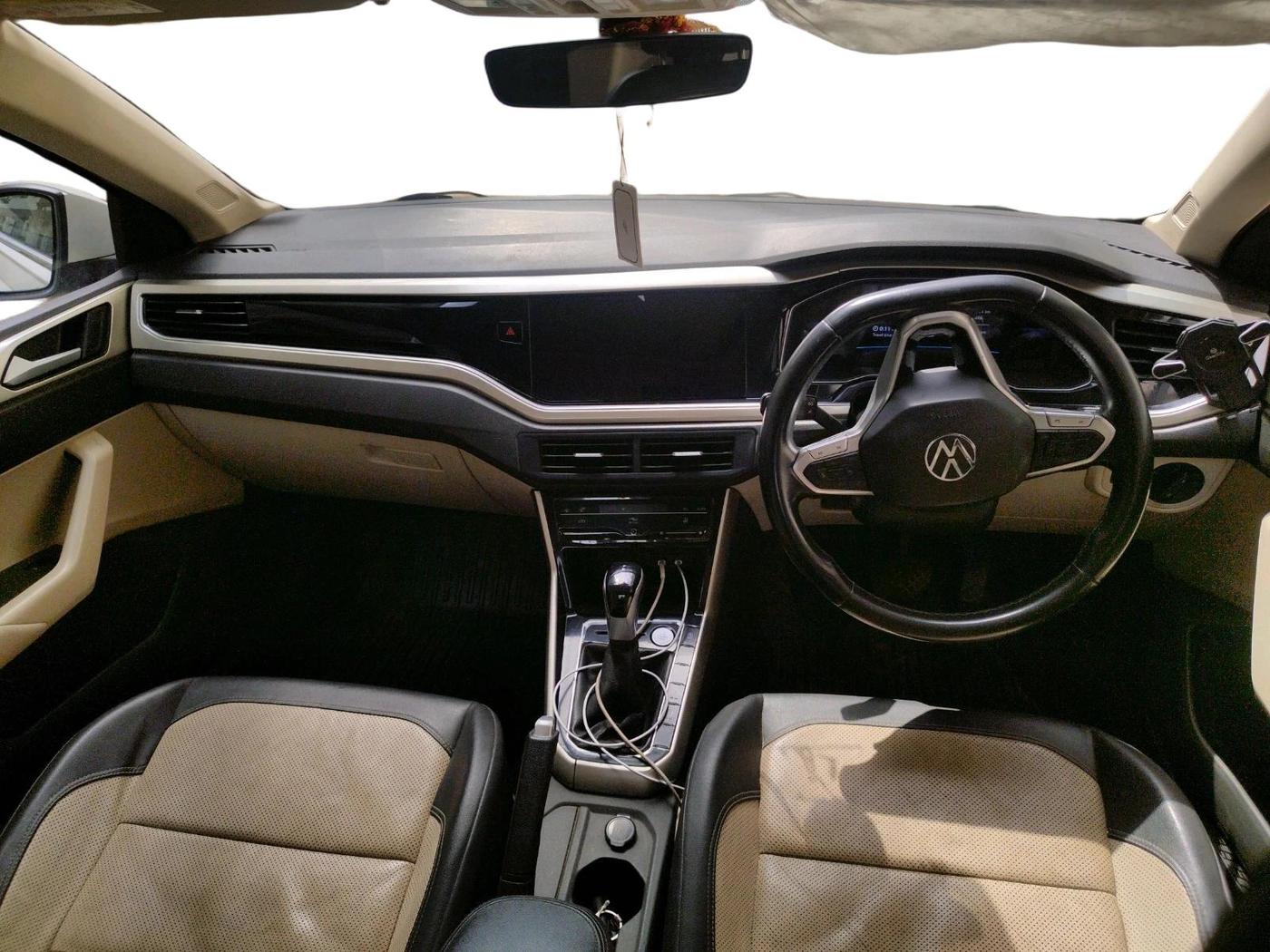 2023 Volkswagen VIRTUS TOPLINE TSI 1.0 AT, Petrol, Automatic, 73,551 km, interior