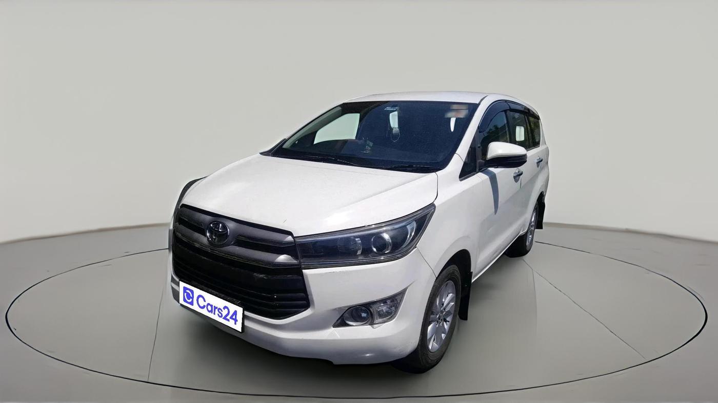 2018 Toyota Innova Crysta 2.4 VX 7 STR, Diesel, Manual, 1,73,365 km, exterior