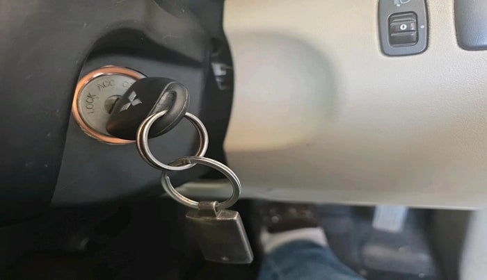 2015 Mitsubishi Pajero Sport 2.5 AT 4X2, Diesel, Automatic, 1,93,369 km, interior