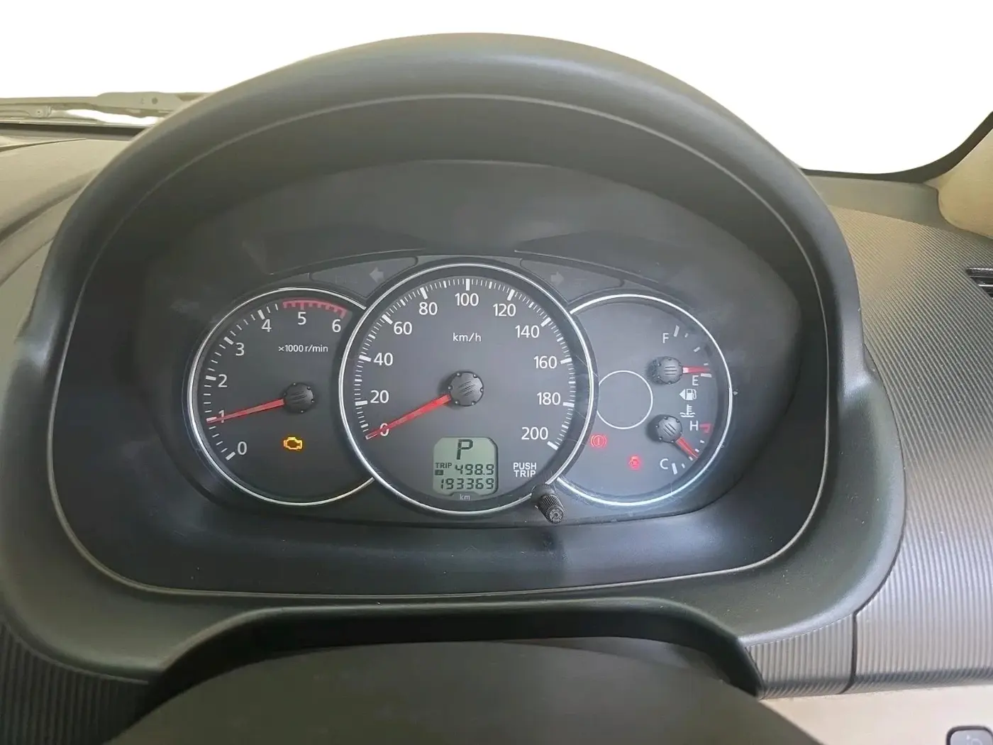 2015 Mitsubishi Pajero Sport 2.5 AT 4X2, Diesel, Automatic, 1,93,369 km, interior