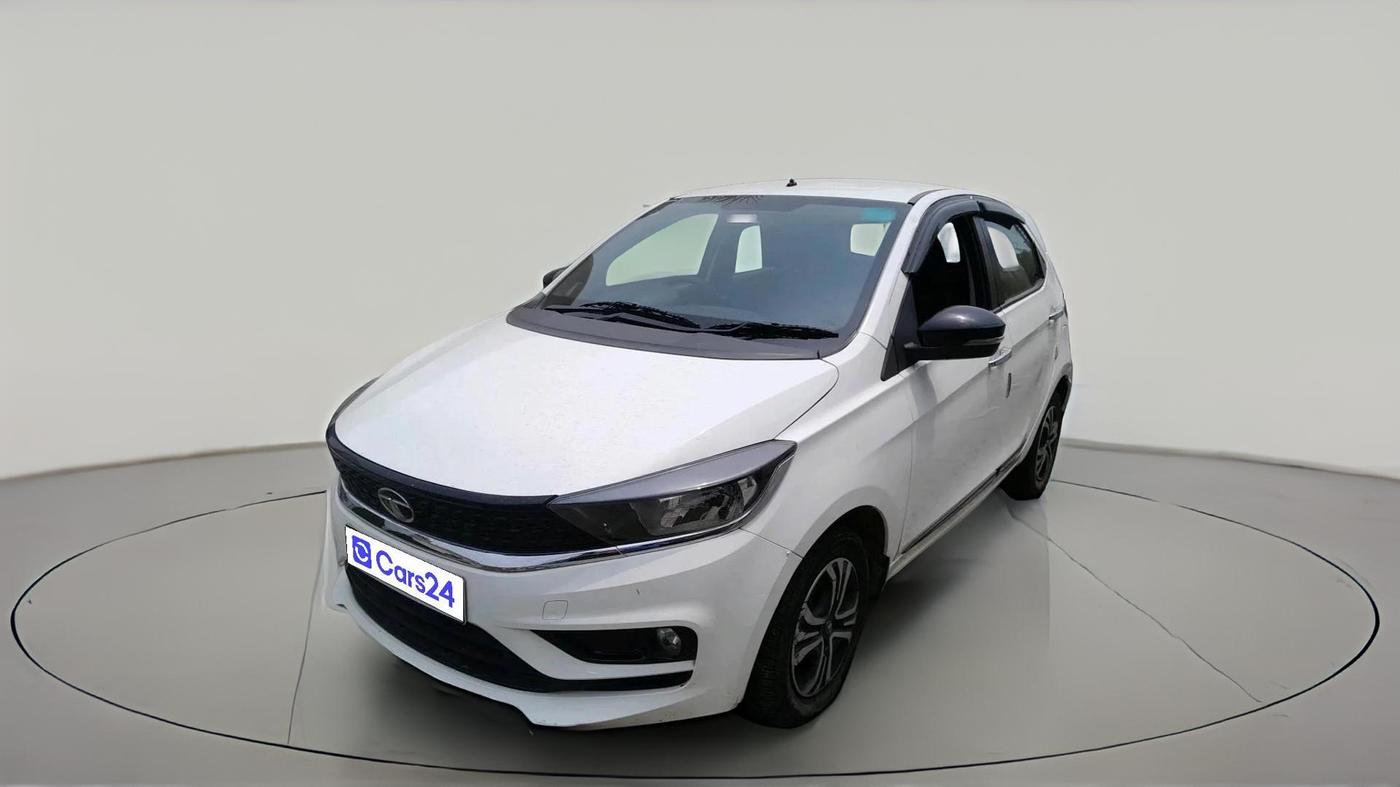2023 Tata Tiago XTA PETROL, Petrol, Automatic, 15,759 km, exterior
