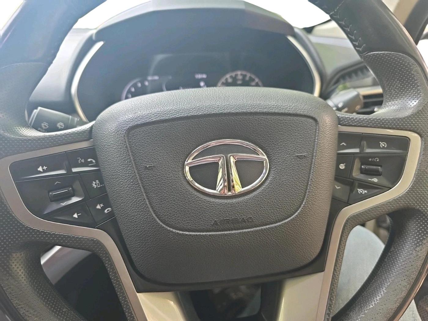 2020 Tata Harrier XZA PLUS 2.0L, Diesel, Automatic, 1,39,852 km, interior