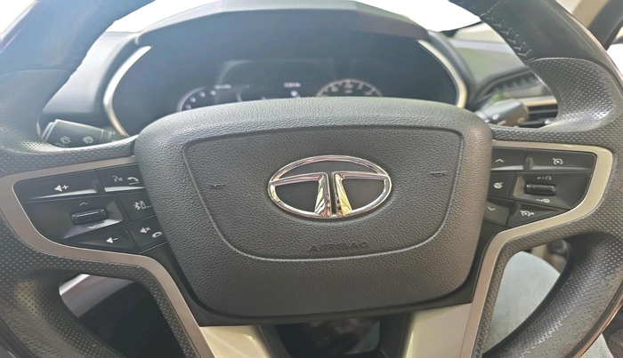 2020 Tata Harrier XZA PLUS 2.0L, Diesel, Automatic, 1,39,852 km, interior