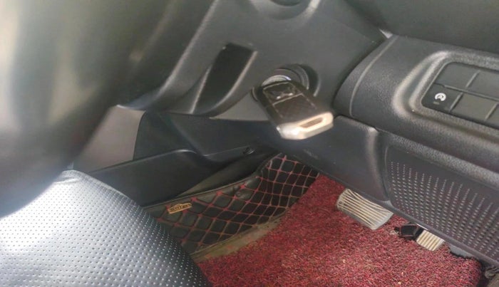 2023 Mahindra Thar LX D AT 4WD HT, Diesel, Automatic, 84,920 km, interior