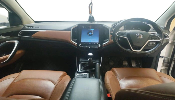 2021 MG HECTOR PLUS SELECT 2.0 DIESEL TURBO MT 7-STR, Diesel, Manual, 47,943 km, interior