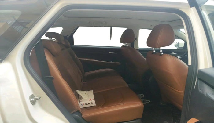 2021 MG HECTOR PLUS SELECT 2.0 DIESEL TURBO MT 7-STR, Diesel, Manual, 47,943 km, interior