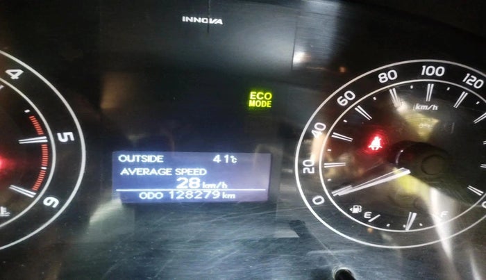 2017 Toyota Innova Crysta 2.4 GX 7 STR, Diesel, Manual, 1,28,279 km, interior