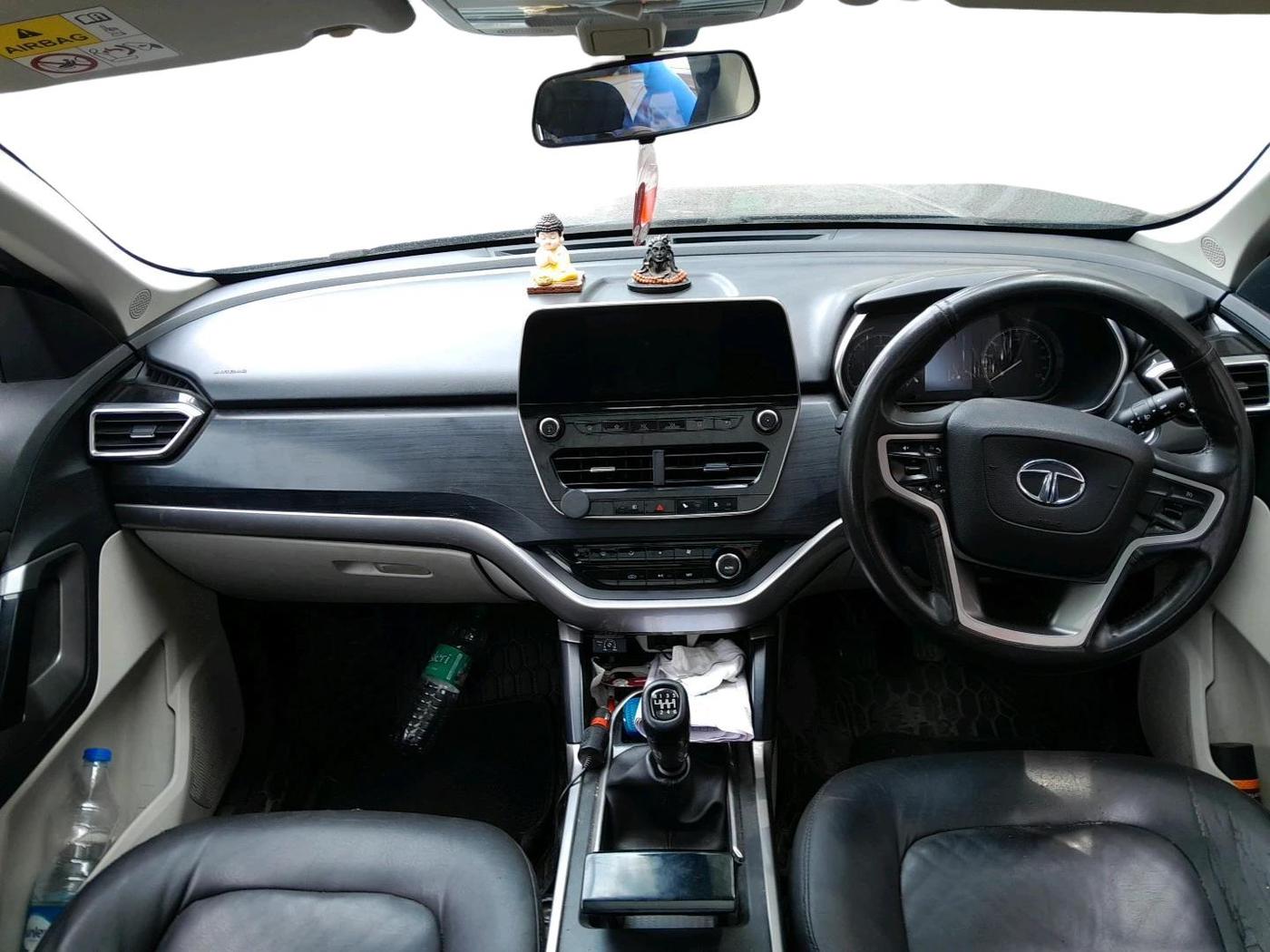 2021 Tata Safari XT PLUS, Diesel, Manual, 1,31,271 km, interior