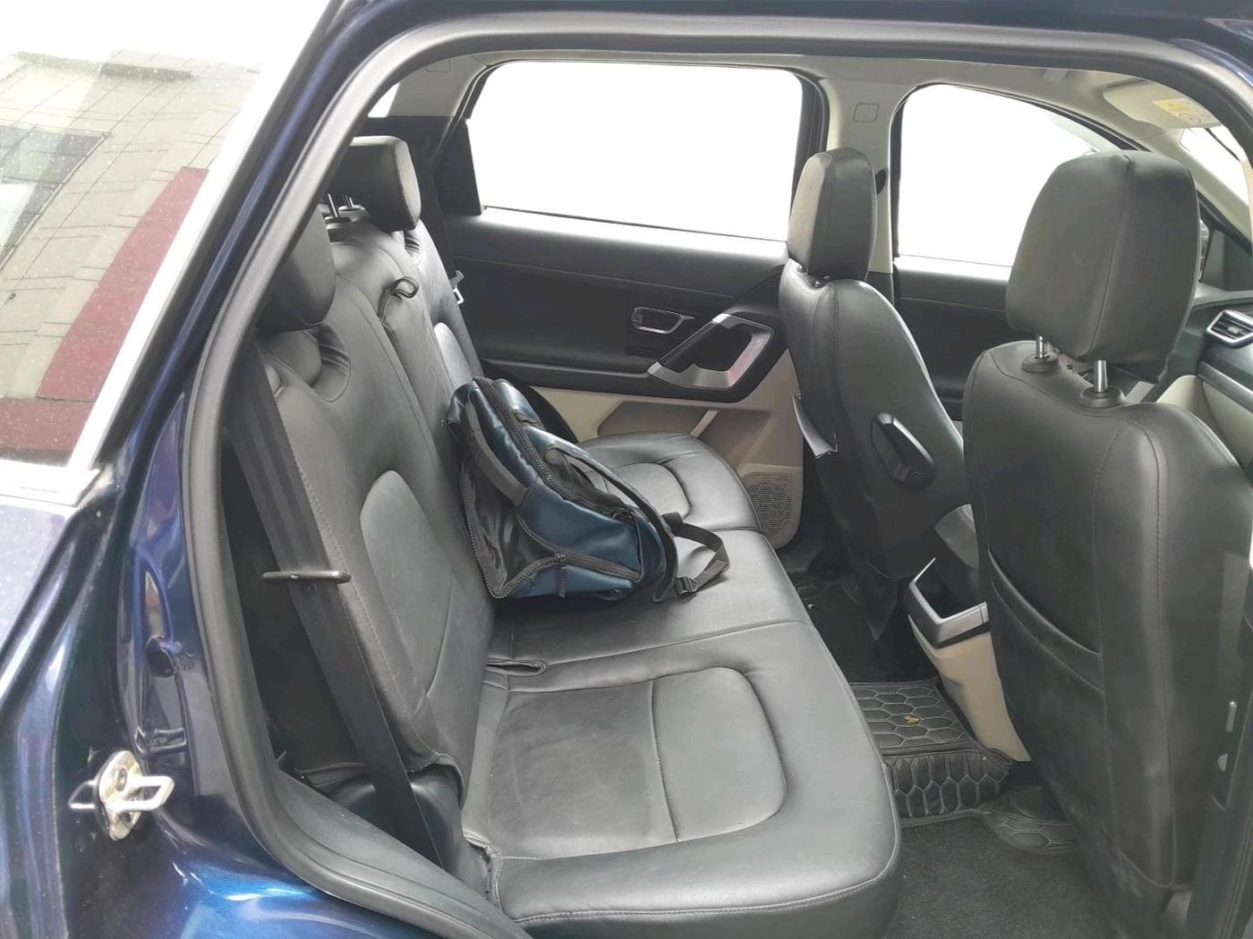2021 Tata Safari XT PLUS, Diesel, Manual, 1,31,271 km, interior