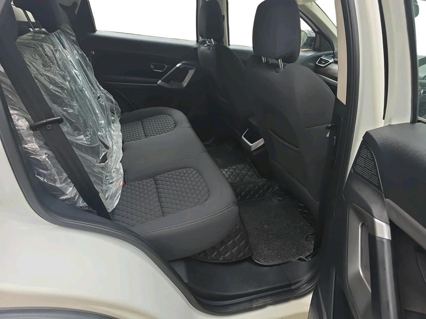 2023 Tata Harrier XT PLUS 2.0L KRYOTEC, Diesel, Manual, 1,96,904 km, interior