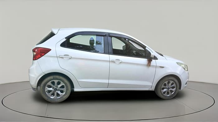 2016 Ford New Figo TREND 1.5L DIESEL, Diesel, Manual, 1,21,283 km, exterior