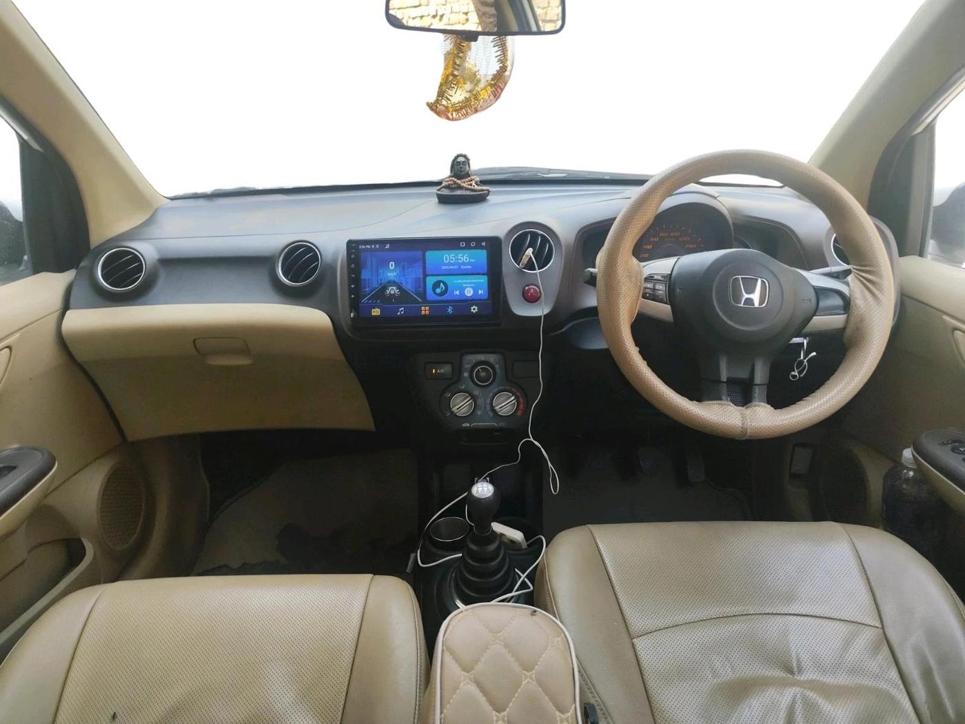 2013 Honda Amaze 1.2L I-VTEC S, Petrol, Manual, 1,07,296 km, interior