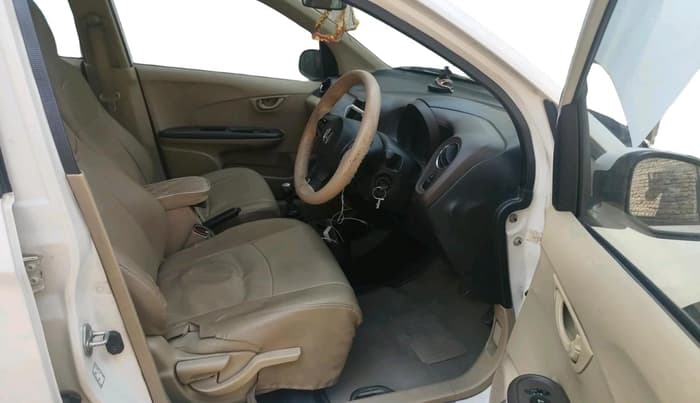 2013 Honda Amaze 1.2L I-VTEC S, Petrol, Manual, 1,07,296 km, interior
