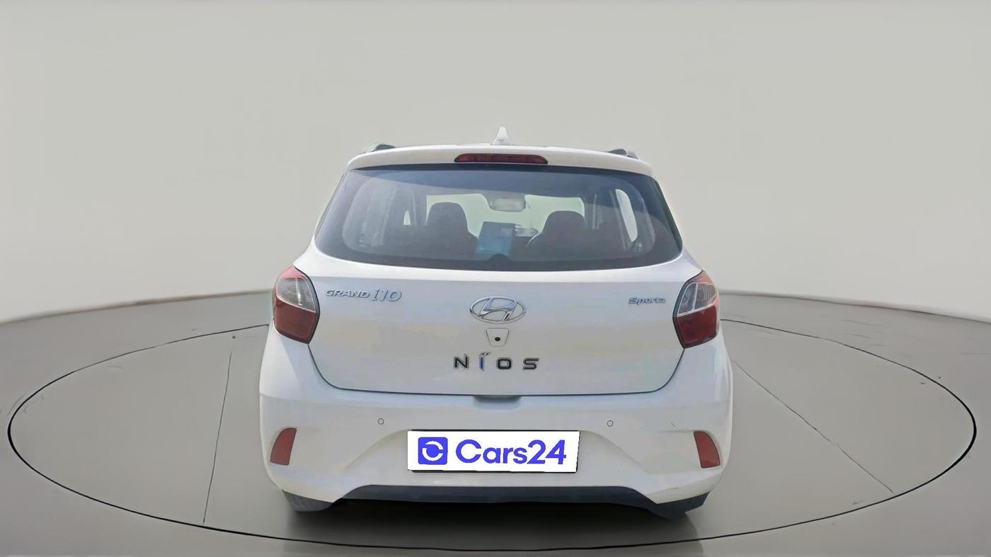 2022 Hyundai GRAND I10 NIOS SPORTZ 1.2 KAPPA VTVT, Petrol, Manual, 24,088 km, exterior