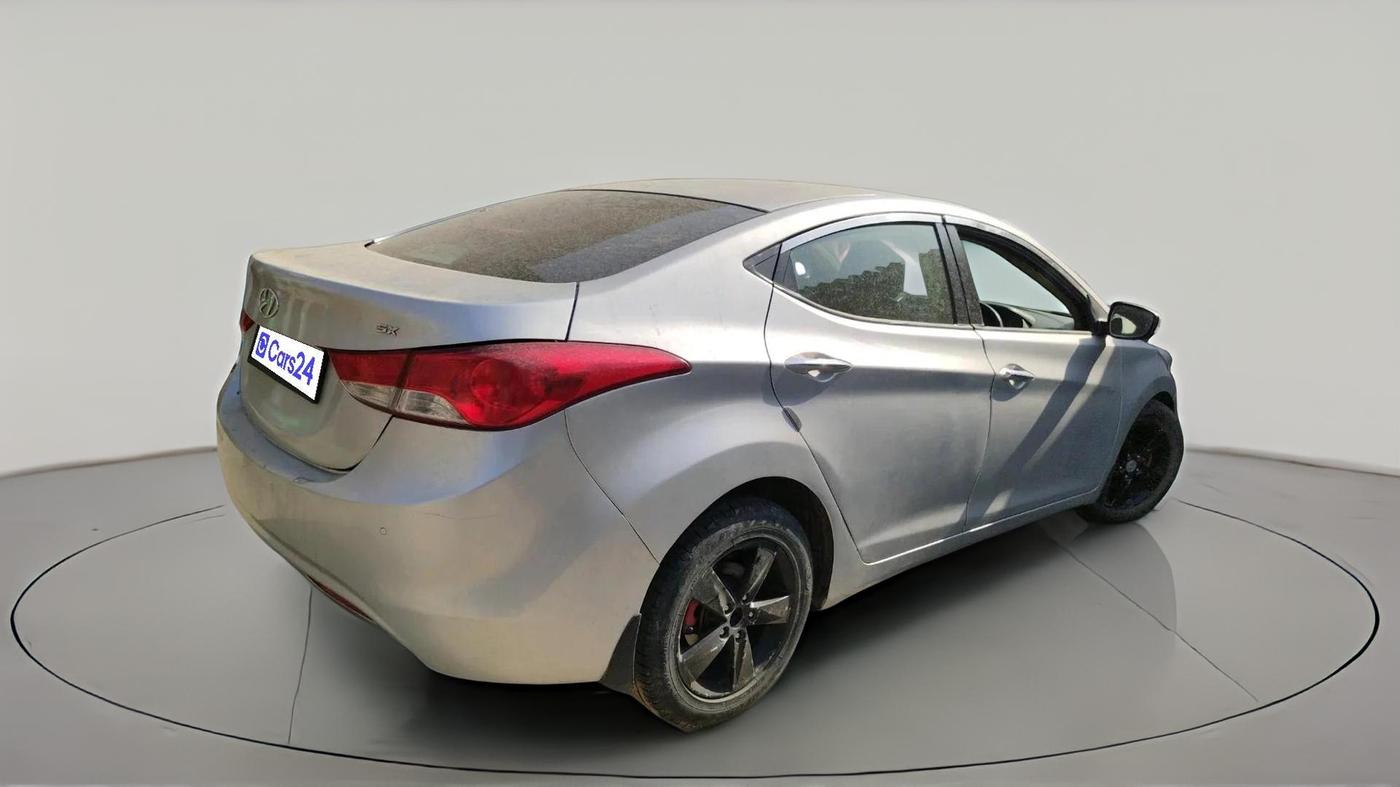 2014 Hyundai New Elantra 1.6 SX MT DIESEL, Diesel, Manual, 1,12,595 km, exterior