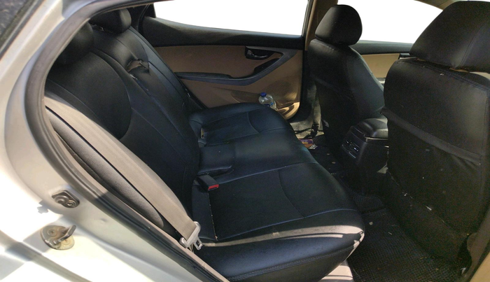 2014 Hyundai New Elantra 1.6 SX MT DIESEL, Diesel, Manual, 1,12,595 km, interior