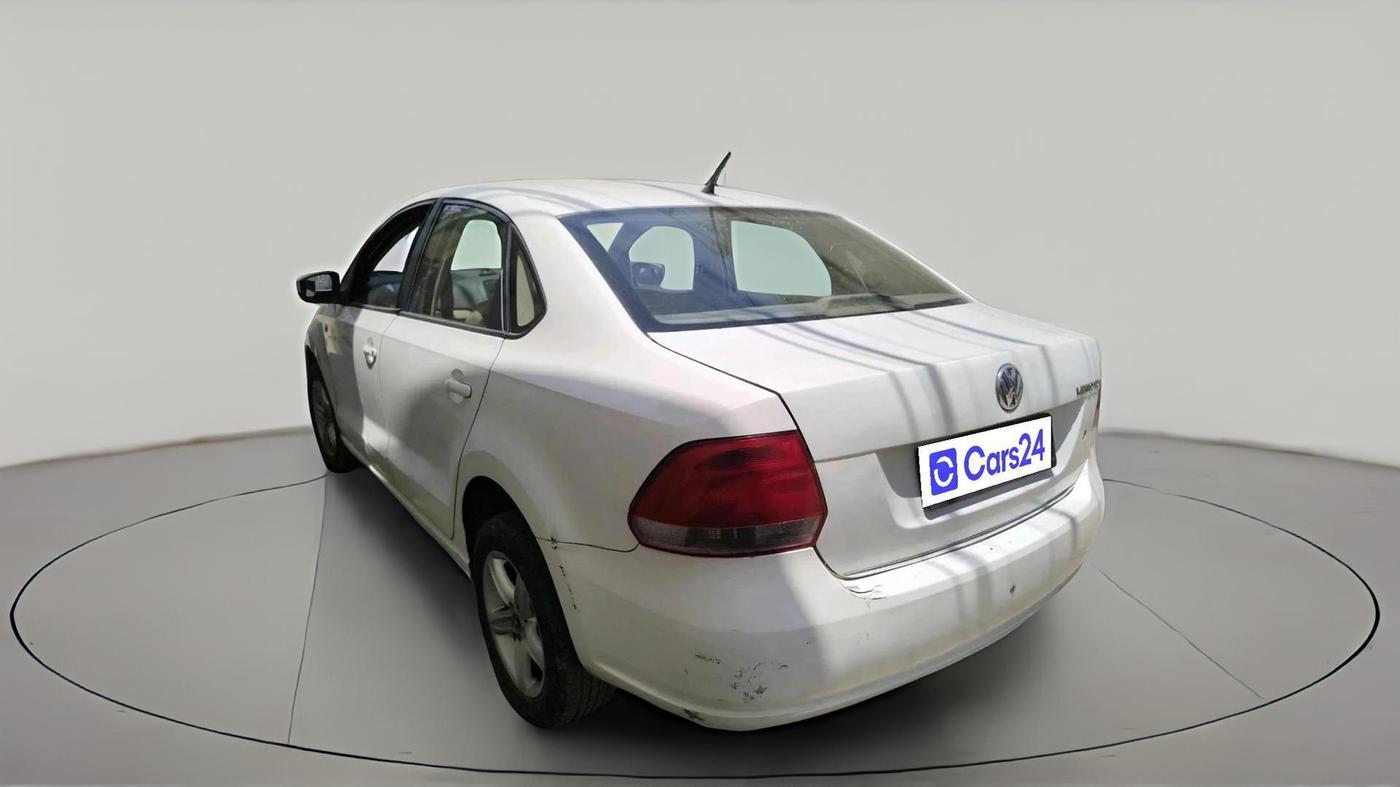 2011 Volkswagen Vento TRENDLINE DIESEL 1.6, Diesel, Manual, 1,17,673 km, exterior