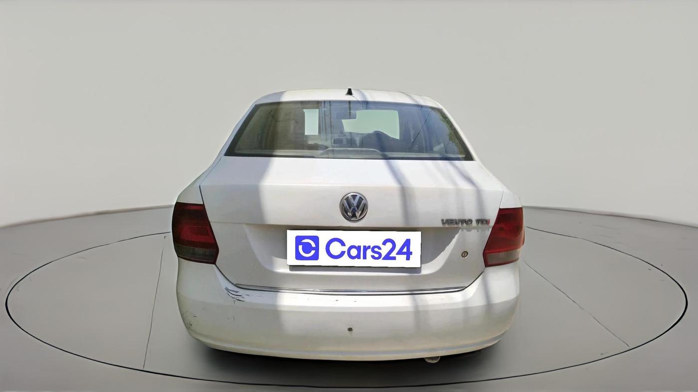 2011 Volkswagen Vento TRENDLINE DIESEL 1.6, Diesel, Manual, 1,17,673 km, exterior