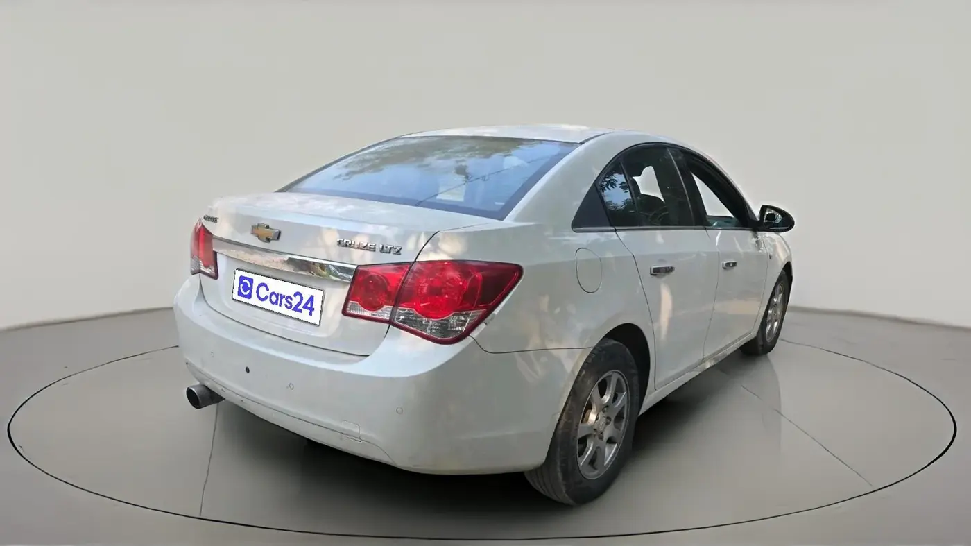 2013 Chevrolet Cruze LTZ, Diesel, Manual, 75,628 km, exterior