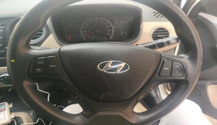 2016 Hyundai Grand i10 SPORTZ 1.2 KAPPA VTVT, Petrol, Manual, 31,150 km, interior