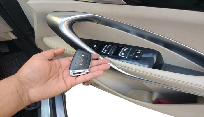 2021 MG HECTOR SHARP 1.5 PETROL CVT, Petrol, Automatic, 43,972 km, interior