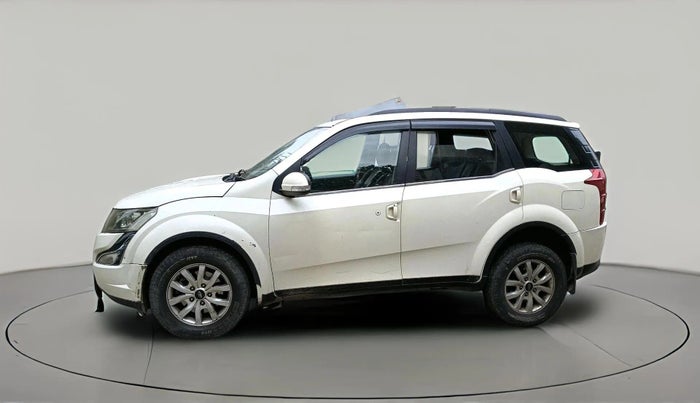 2016 Mahindra XUV500 W10 AT, Diesel, Automatic, 1,58,916 km, exterior