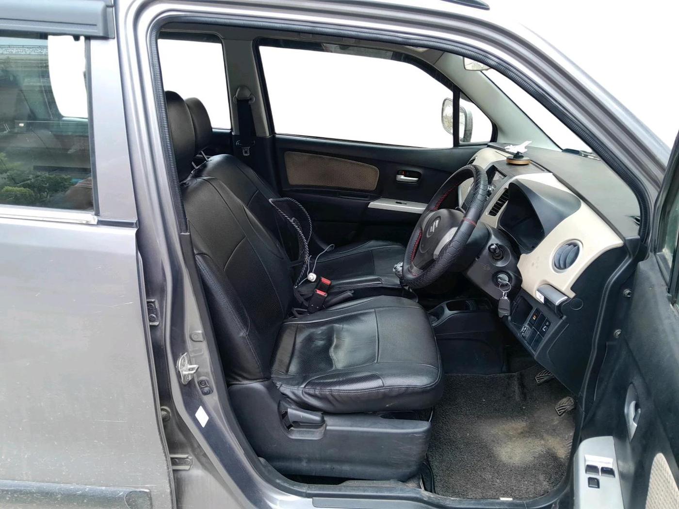 2018 Maruti Wagon R 1.0 LXI, CNG, Manual, 1,12,564 km, interior