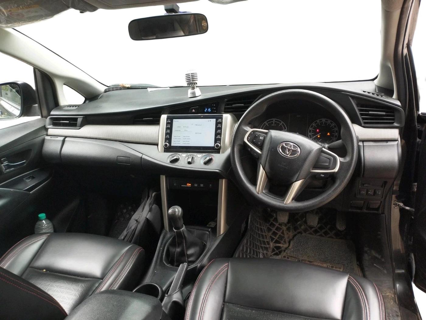 2022 Toyota Innova Crysta 2.4 G 8 STR, Diesel, Manual, 37,482 km, interior