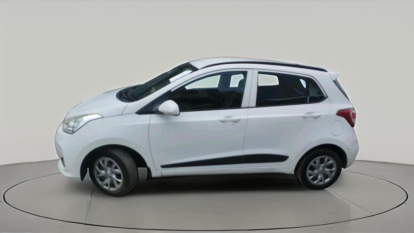 2018 Hyundai Grand i10 SPORTZ 1.2 KAPPA VTVT, Petrol, Manual, 31,552 km, exterior