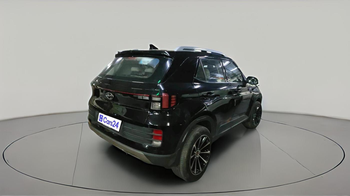 2024 Hyundai VENUE SX 1.2 PETROL, Petrol, Manual, 7,337 km, exterior
