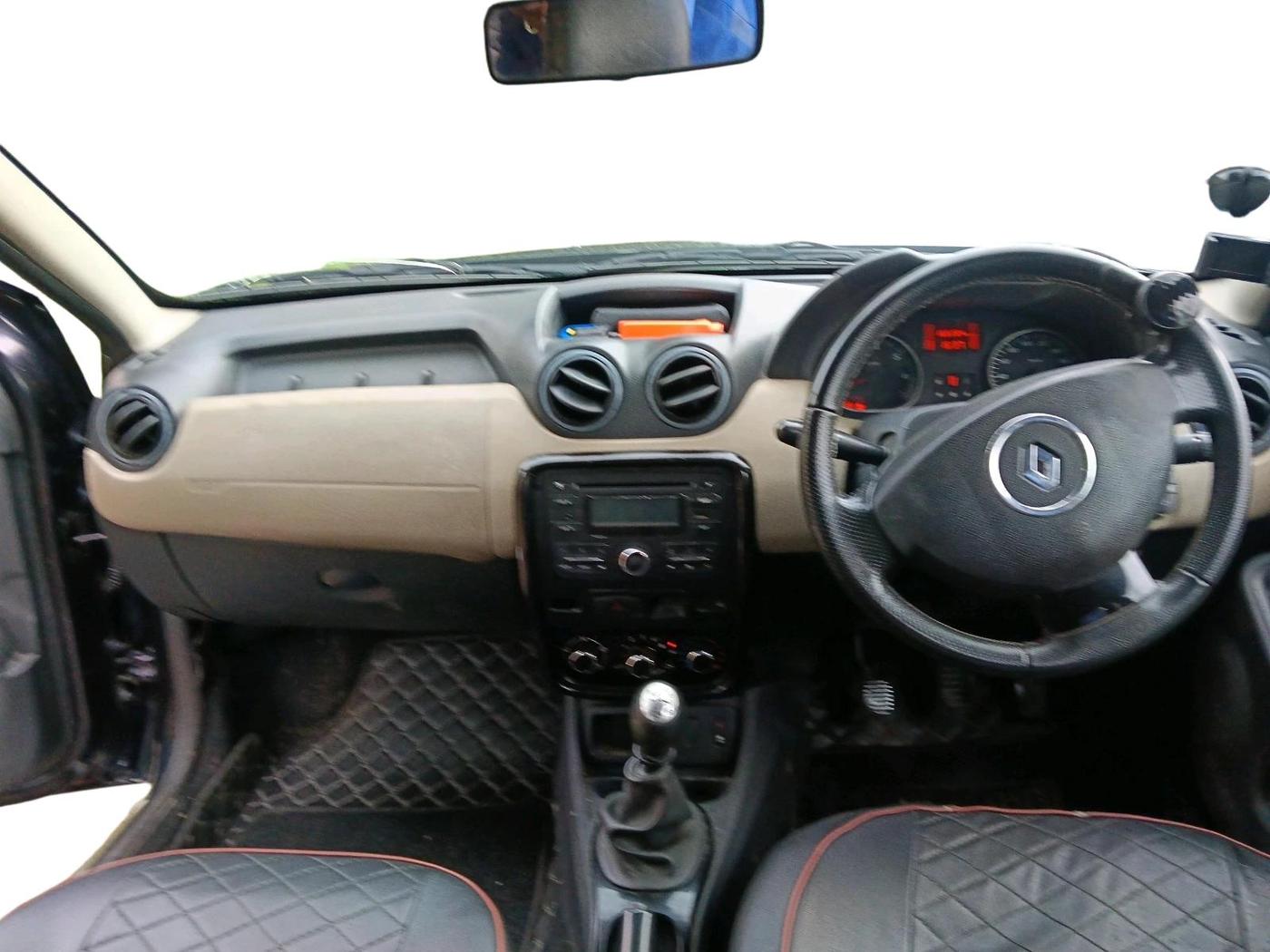 2012 Renault Duster 110 PS RXZ DIESEL, Diesel, Manual, 1,68,262 km, interior