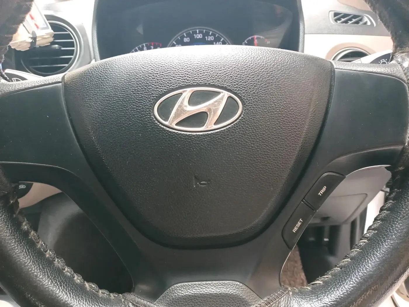 2014 Hyundai Grand i10 SPORTZ 1.2 KAPPA VTVT, Petrol, Manual, 78,228 km, interior