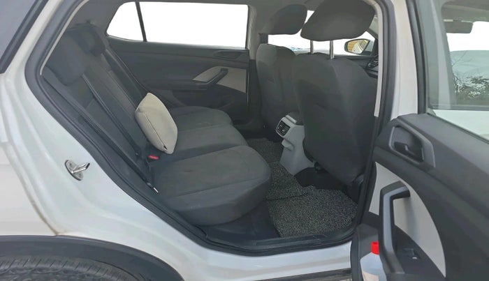 2022 Skoda KUSHAQ ACTIVE 1.0L TSI MT, Petrol, Manual, 53,926 km, interior