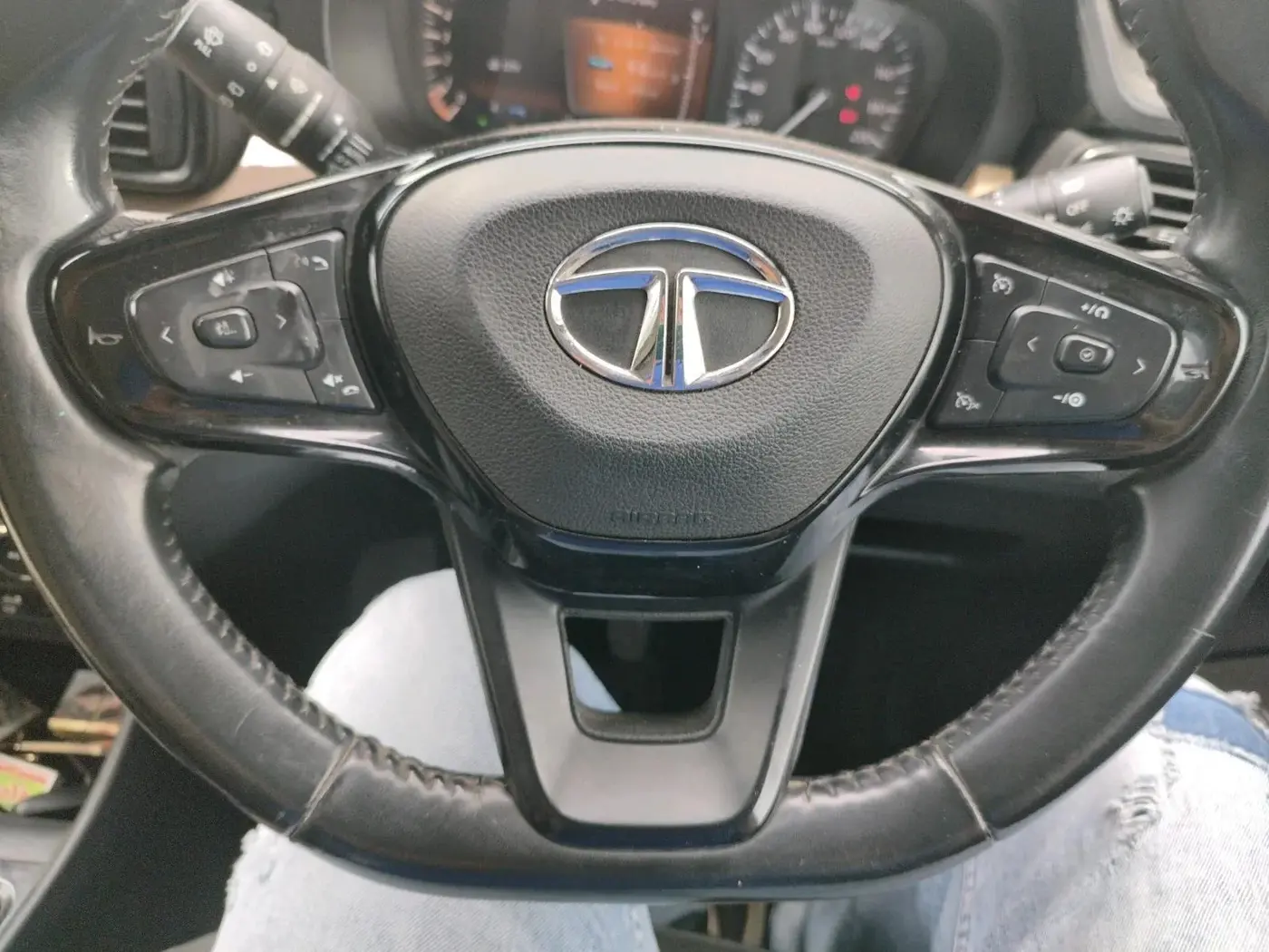 2022 Tata PUNCH CREATIVE 1.2 MT KAZIRANGA EDITION , Petrol, Manual, 50,310 km, interior